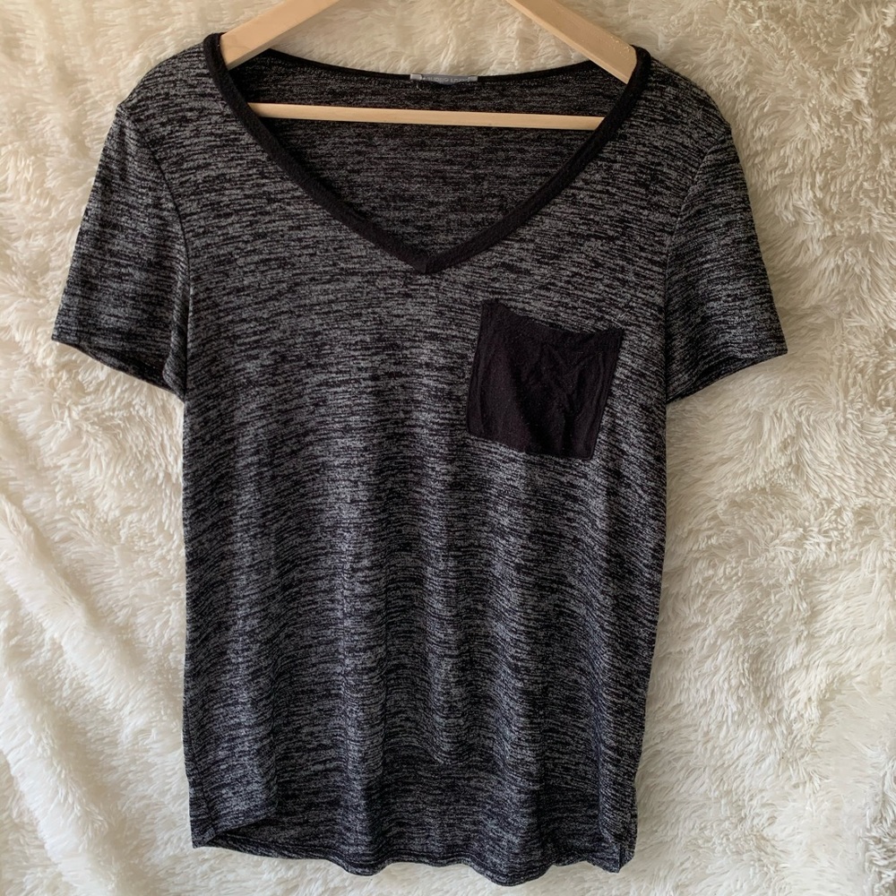 Charlotte Russe Gray V-neck Short Sleeve Top
